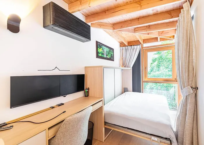 Guestready - Spacieux Apt. Avec Cour Privative Daire